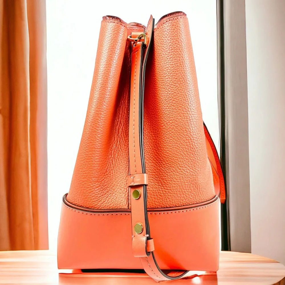 MICHAEL KORS Mercer Gallery Bucket Bag Coral Pink - Picture 5 of 7